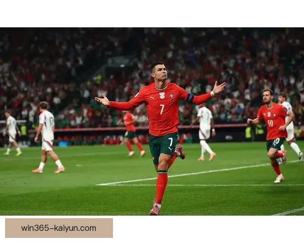 意大利U17球队在欧洲锦标赛中表现亮眼，成功晋级决赛值得关注。