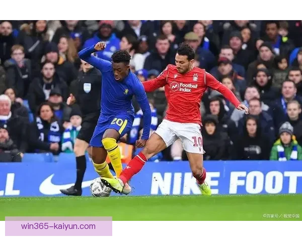 阿尔卡塞尔在多特蒙德期间表现稳健，成为球队关键进攻人物